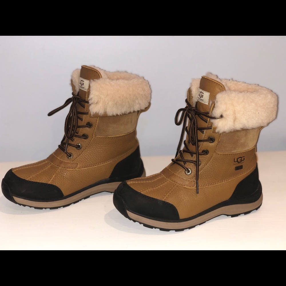 Ugg Adirondack III size 6.5